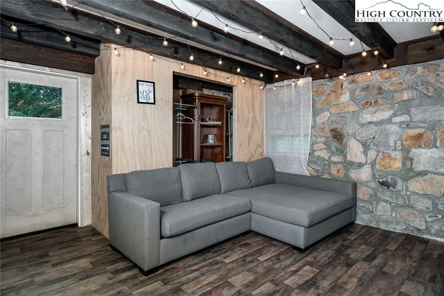 $699,000 | 164 Avery Co High School Road, Unit LOG #1, Newland, NC 28657