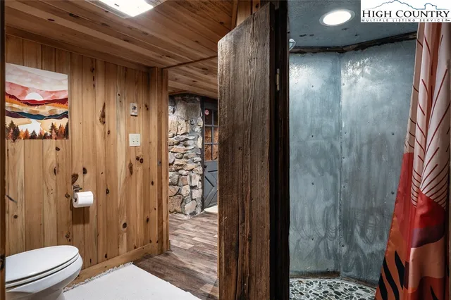 $699,000 | 164 Avery Co High School Road, Unit LOG #1, Newland, NC 28657