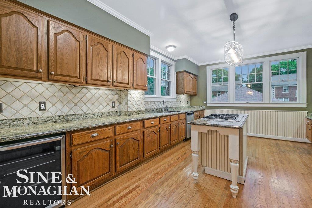 962 Pemberton Road Grosse Pointe Park, MI 48230 - Photo 9 of 38