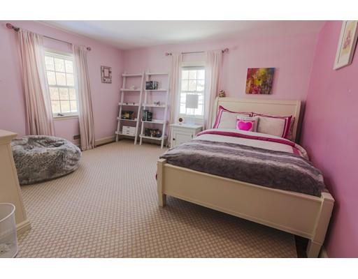 23 Swarthmore Road Wellesley, MA 02482 - Photo 19 of 27
