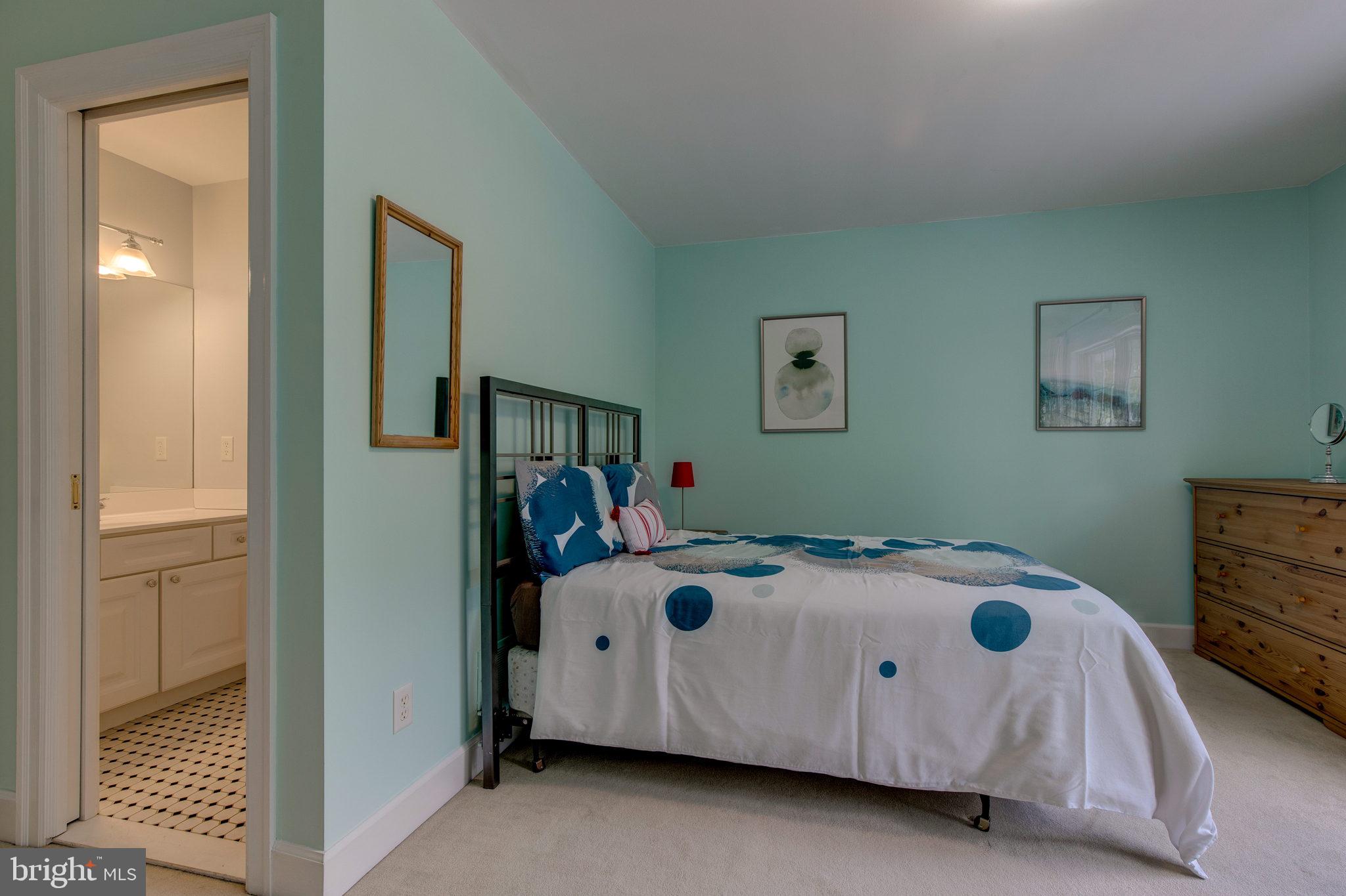 220 Old Lancaster Road Devon, PA 19333 - Photo 35 of 50