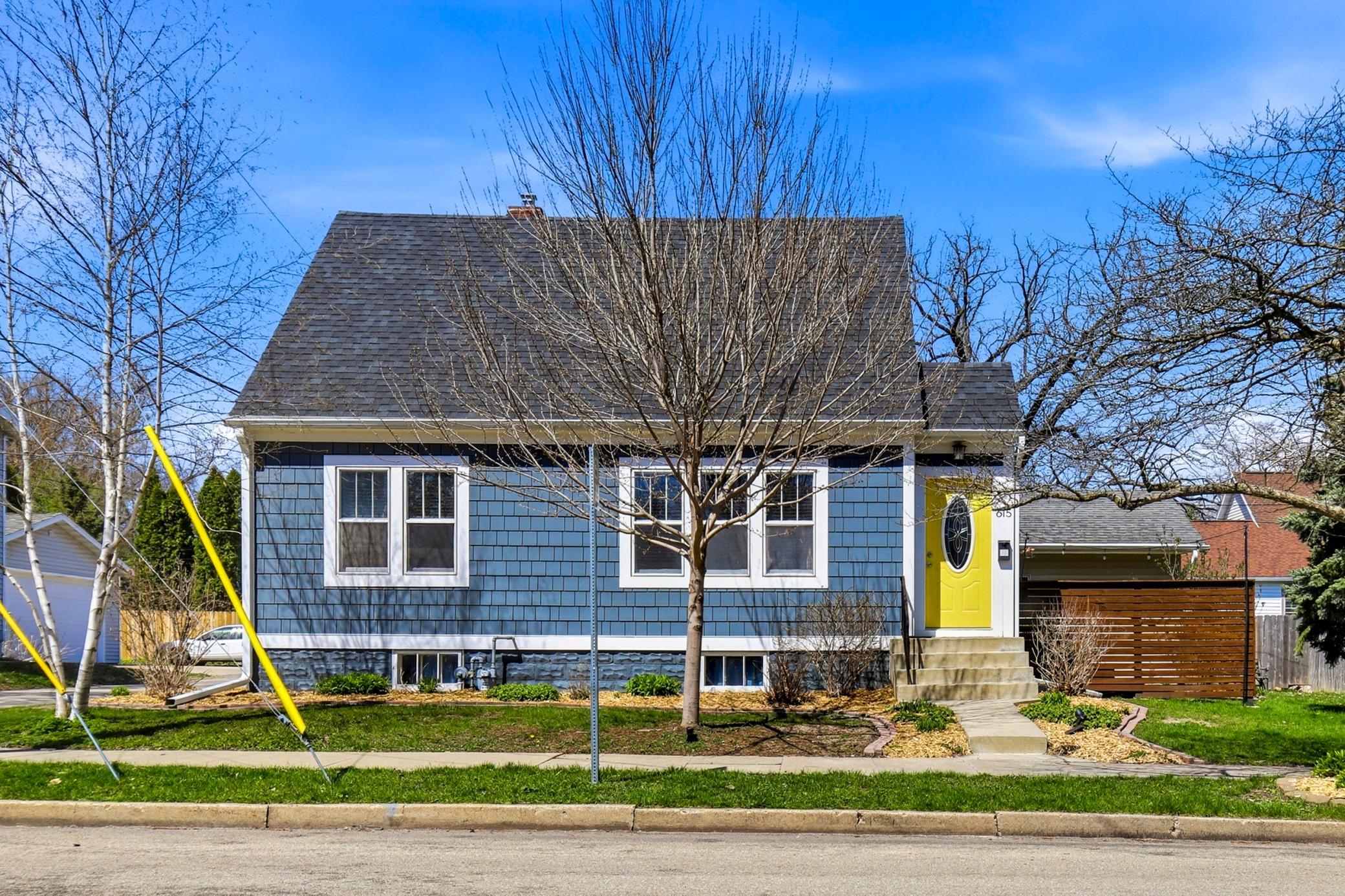 615 9th Street Southwest Rochester, MN 55902 - Photo 3 of 48