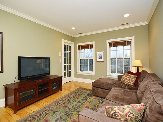 812 Lyster Road Highwood, IL 60040 - Photo 15 of 25