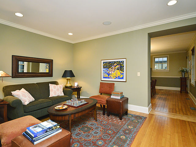 812 Lyster Road Highwood, IL 60040 - Photo 5 of 25