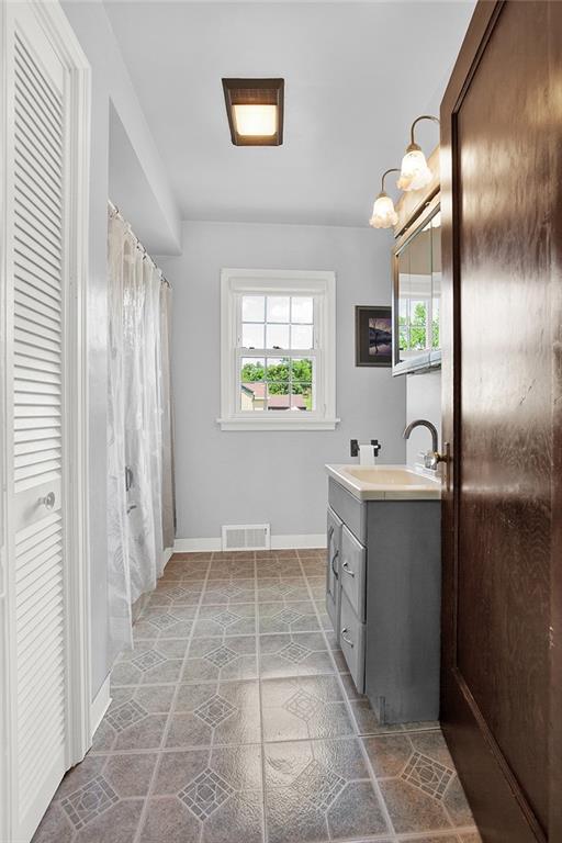 158 Stone Quarry Road Monaca, PA 15061 - Photo 9 of 27 Gallery Image 9