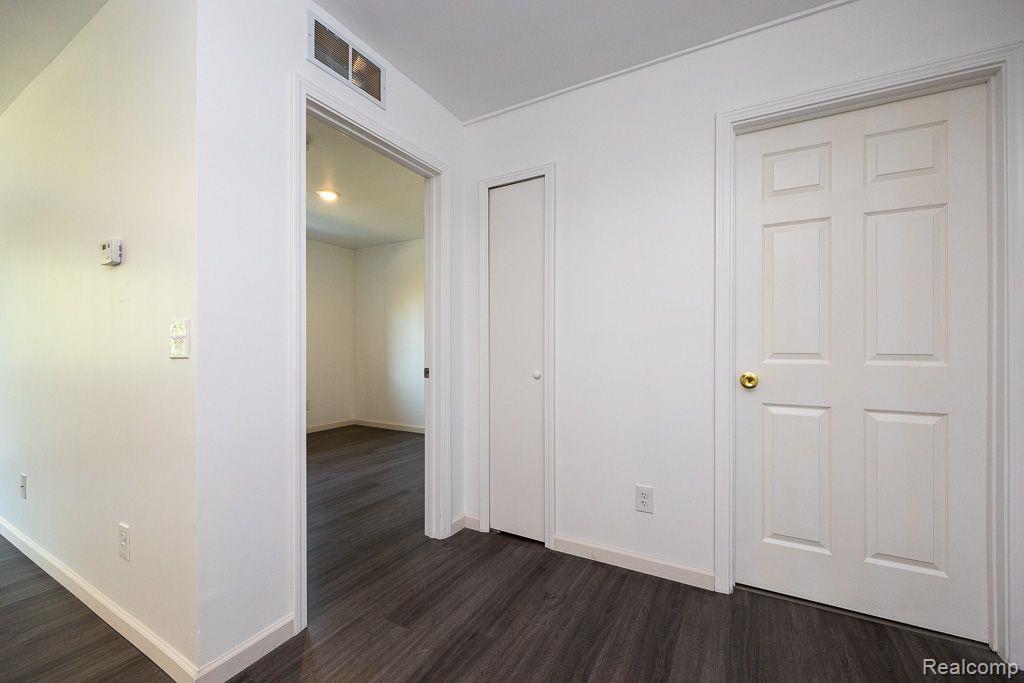 35410 Van Born Road, Unit 305 Wayne, MI 48184 - Photo 33 of 39