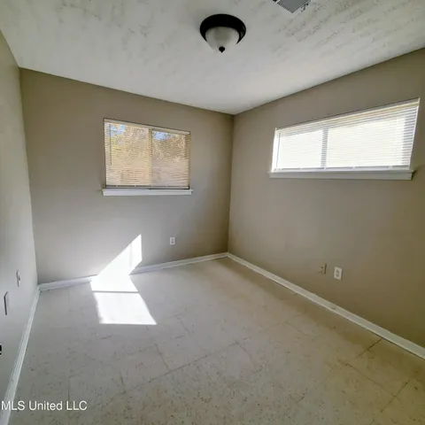 $110,000 | 225 William McKinley Circle, Jackson, MS 39213