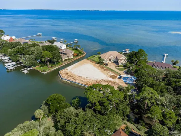$1,250,000 | 37 Lakeside Drive, Pensacola, FL 32507