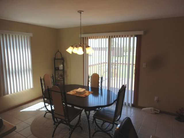 321 Lake Lida Lane Rochelle, IL 61068 - Photo 4 of 10