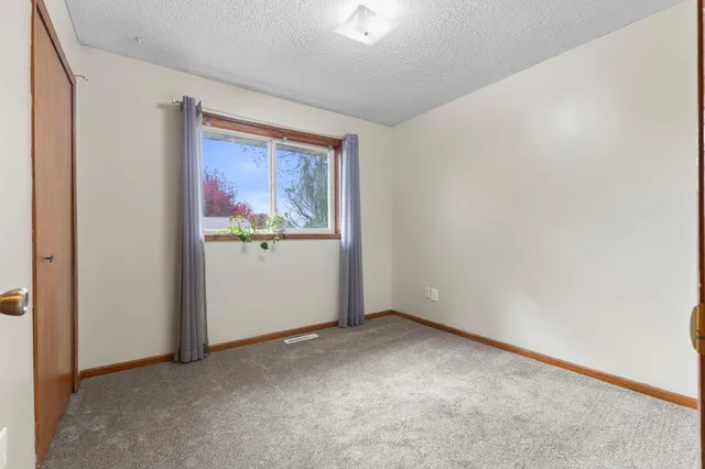 $355,000 | 1400 4th Street Northeast, Buffalo, MN 55313