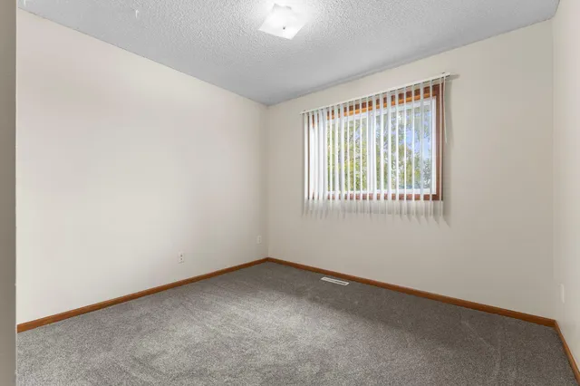 $355,000 | 1400 4th Street Northeast, Buffalo, MN 55313