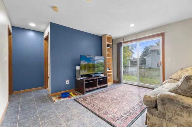 $355,000 | 1400 4th Street Northeast, Buffalo, MN 55313