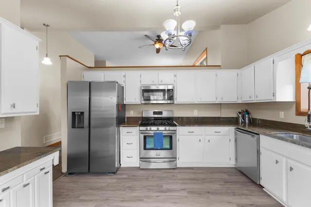 $355,000 | 1400 4th Street Northeast, Buffalo, MN 55313