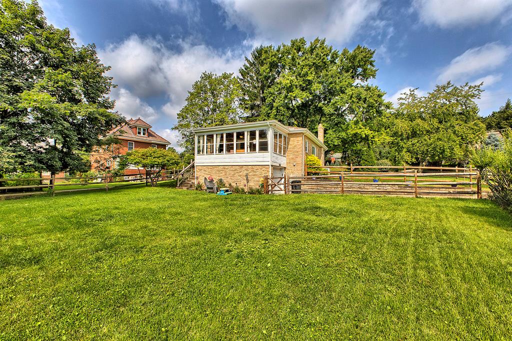 298 Hawthorne Road Pittsburgh, PA 15209 - Photo 32 of 35 Gallery Image 32