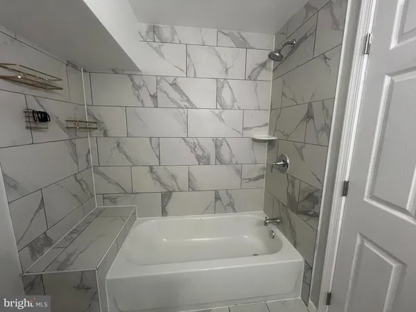 $2,700 | 3031 Shannon Drive, Baltimore, MD 21213