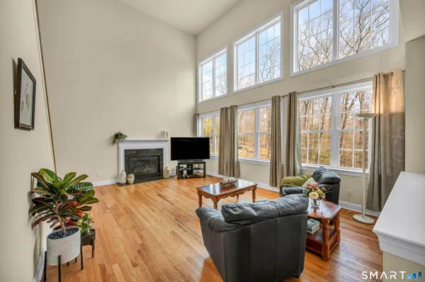 $1,100,000 | 284 Northington Drive, Avon, CT 06001