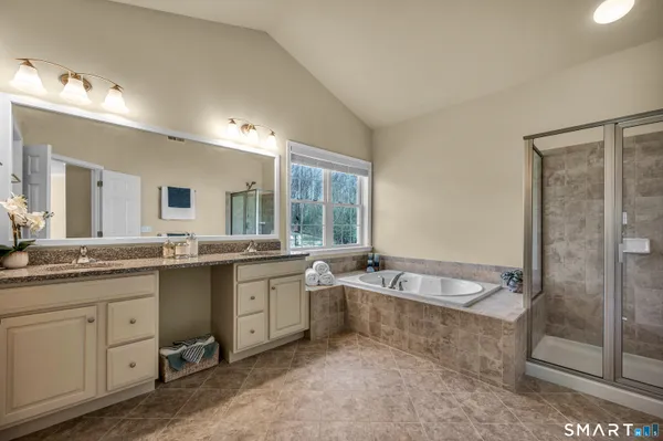 $1,100,000 | 284 Northington Drive, Avon, CT 06001