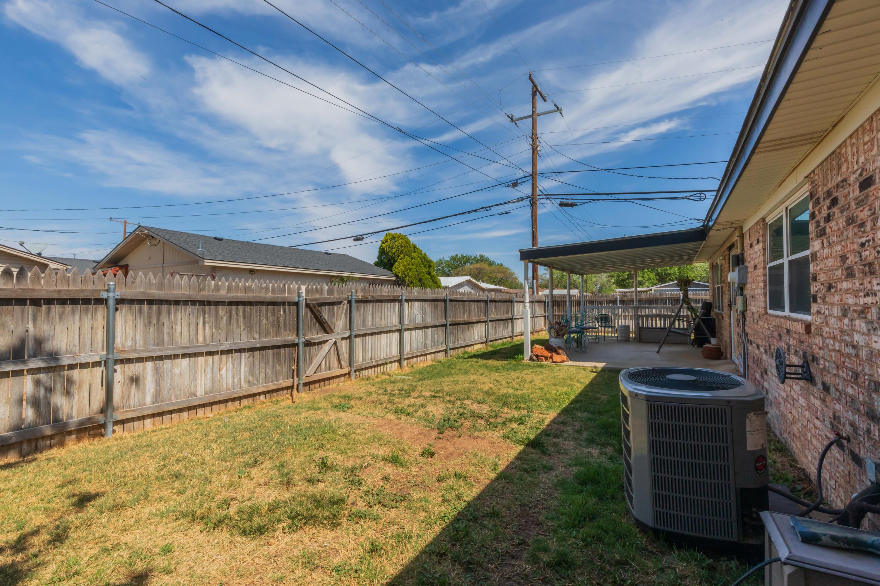 4800 South Austin Street Amarillo, TX 79110 - Photo 27 of 29 a view of a backyard