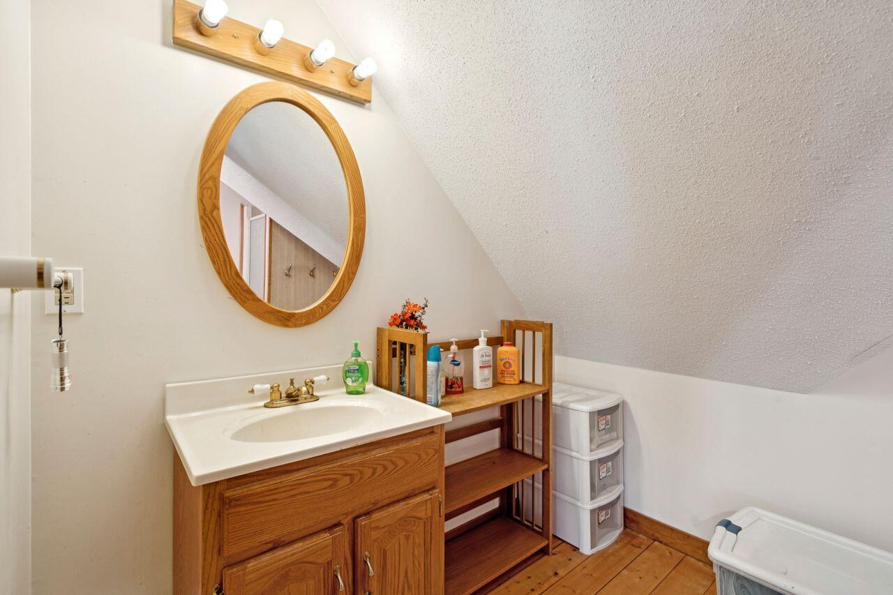 15 Macklin Lane Stoneham, ME 04231 - Photo 27 of 38 Upstairs Bathroom