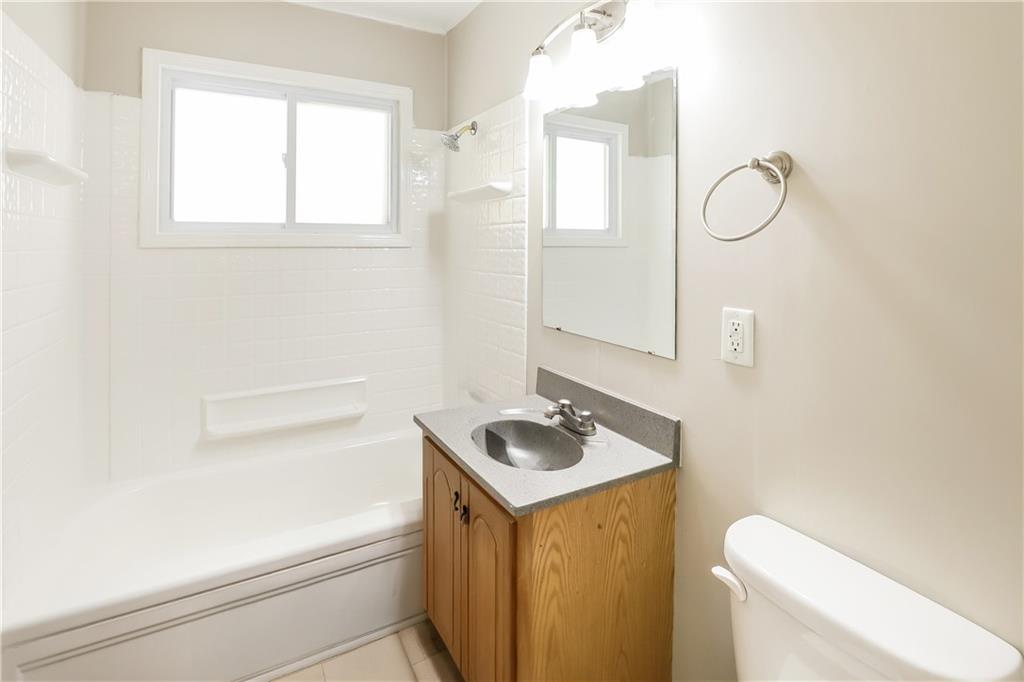 915 South Prairie Street Liberty, MO 64068 - Photo 11 of 15