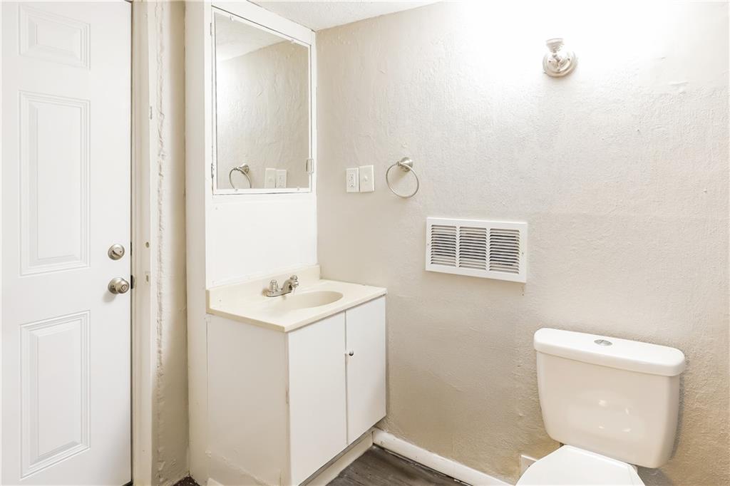 915 South Prairie Street Liberty, MO 64068 - Photo 14 of 15