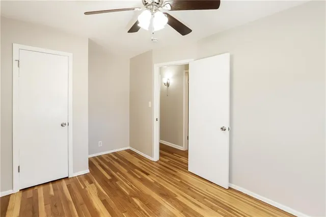 $235,000 | 915 South Prairie Street, Liberty, MO 64068