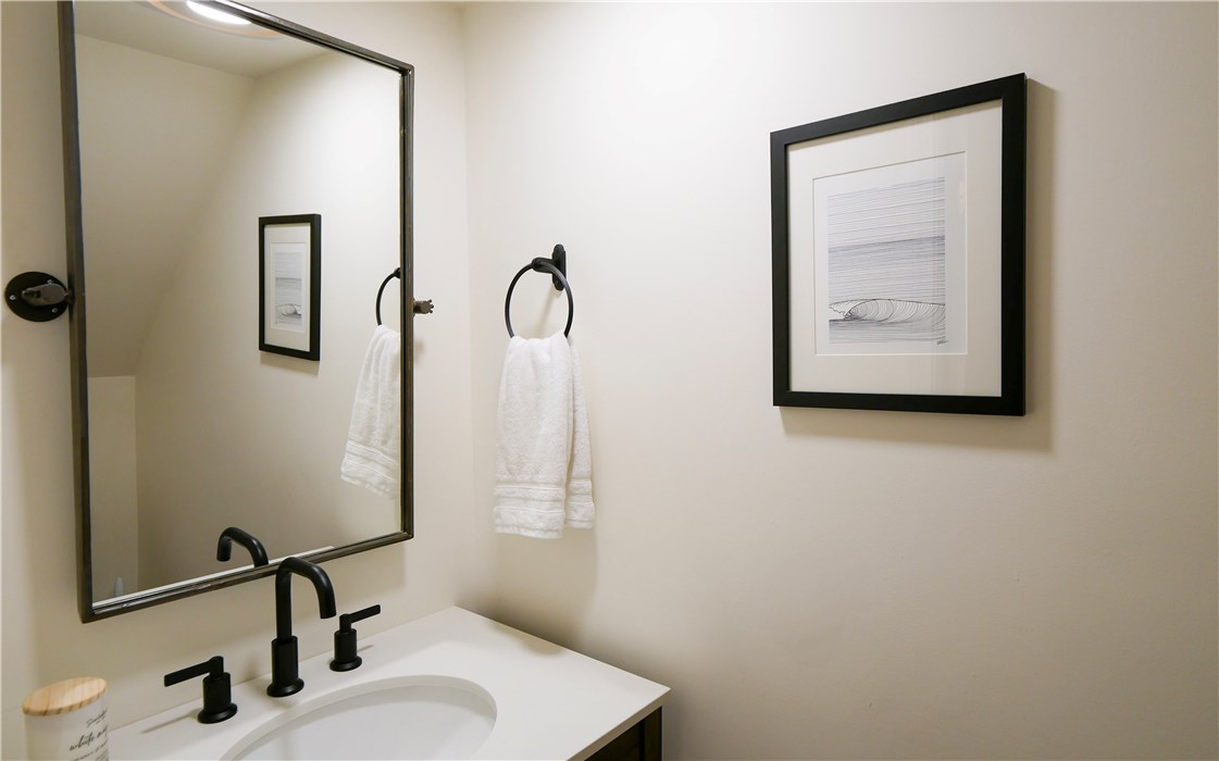 45 2nd Street Newport, RI 02840 - Photo 13 of 23