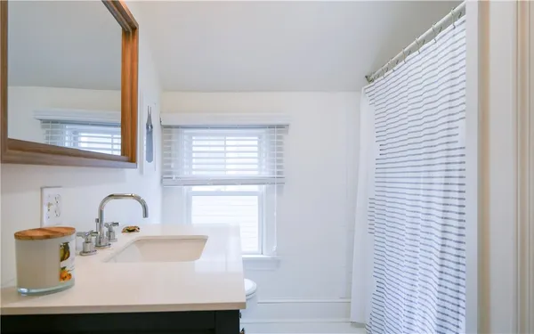 $2,800 | 45 2nd Street, Newport, RI 02840