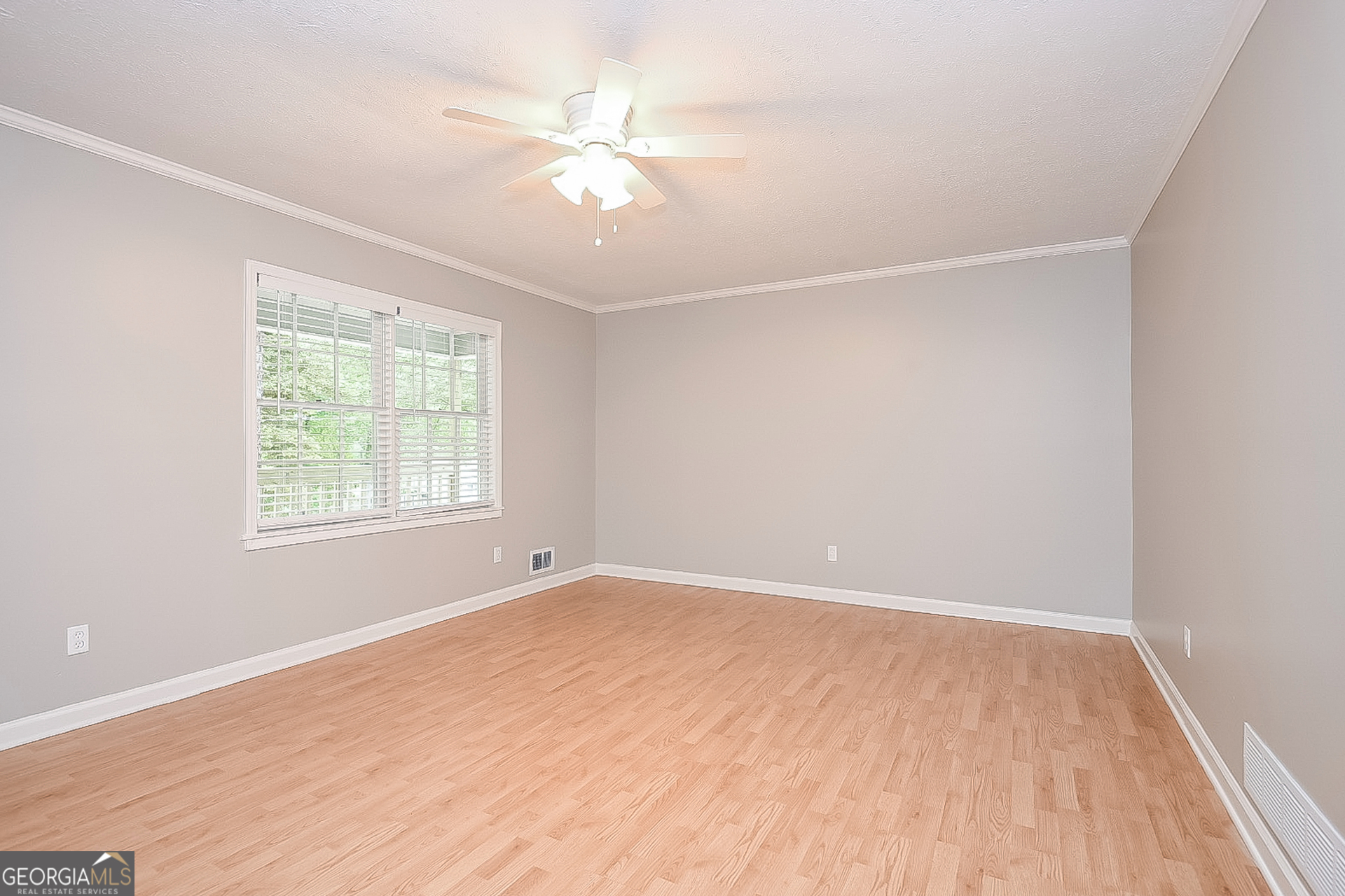 220 Carmichael Road Woodstock, GA 30189 - Photo 3 of 17