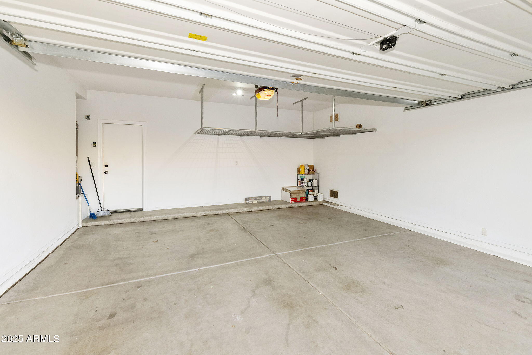 2129 South Compton Mesa, AZ 85209 - Photo 24 of 28 a view of a garage