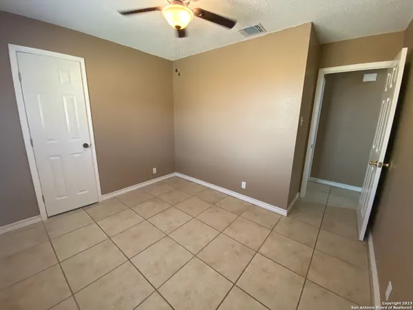 $1,500 | 8406 Forest Ridge Drive, San Antonio, TX 78239
