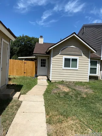 $1,500 | 8406 Forest Ridge Drive, San Antonio, TX 78239