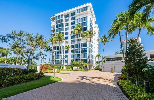 $20,000 | 20 Seagate Drive, Unit 803, Naples, FL 34103