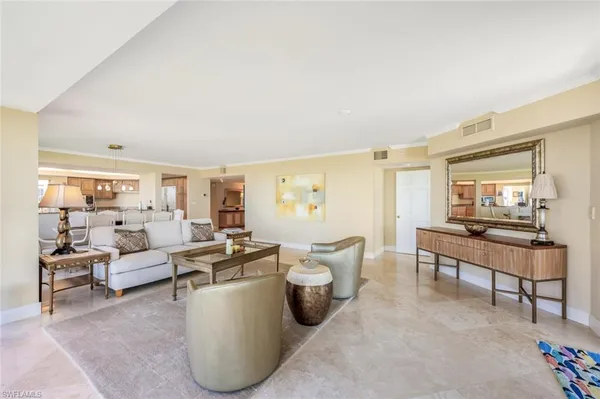 $20,000 | 20 Seagate Drive, Unit 803, Naples, FL 34103