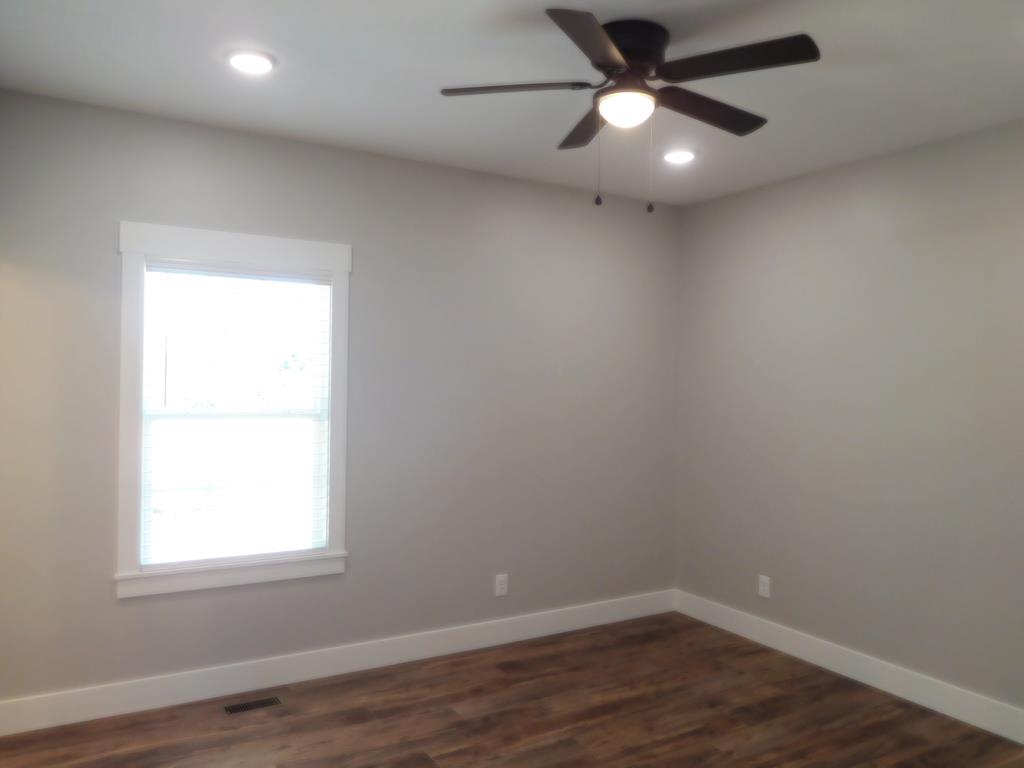1174A Beaverdale Road Northeast Dalton, GA 30721 - Photo 10 of 20 Gallery Image 10