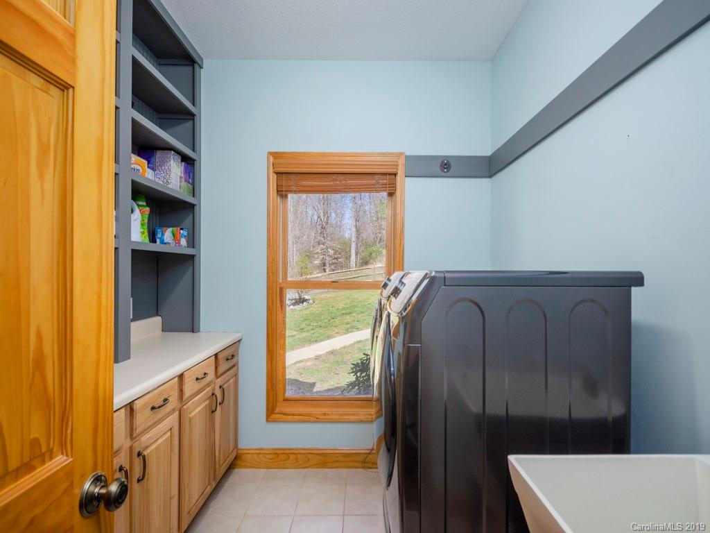 1021 Grandview Road Alexander, NC 28701 - Photo 17 of 28 Gallery Image 17