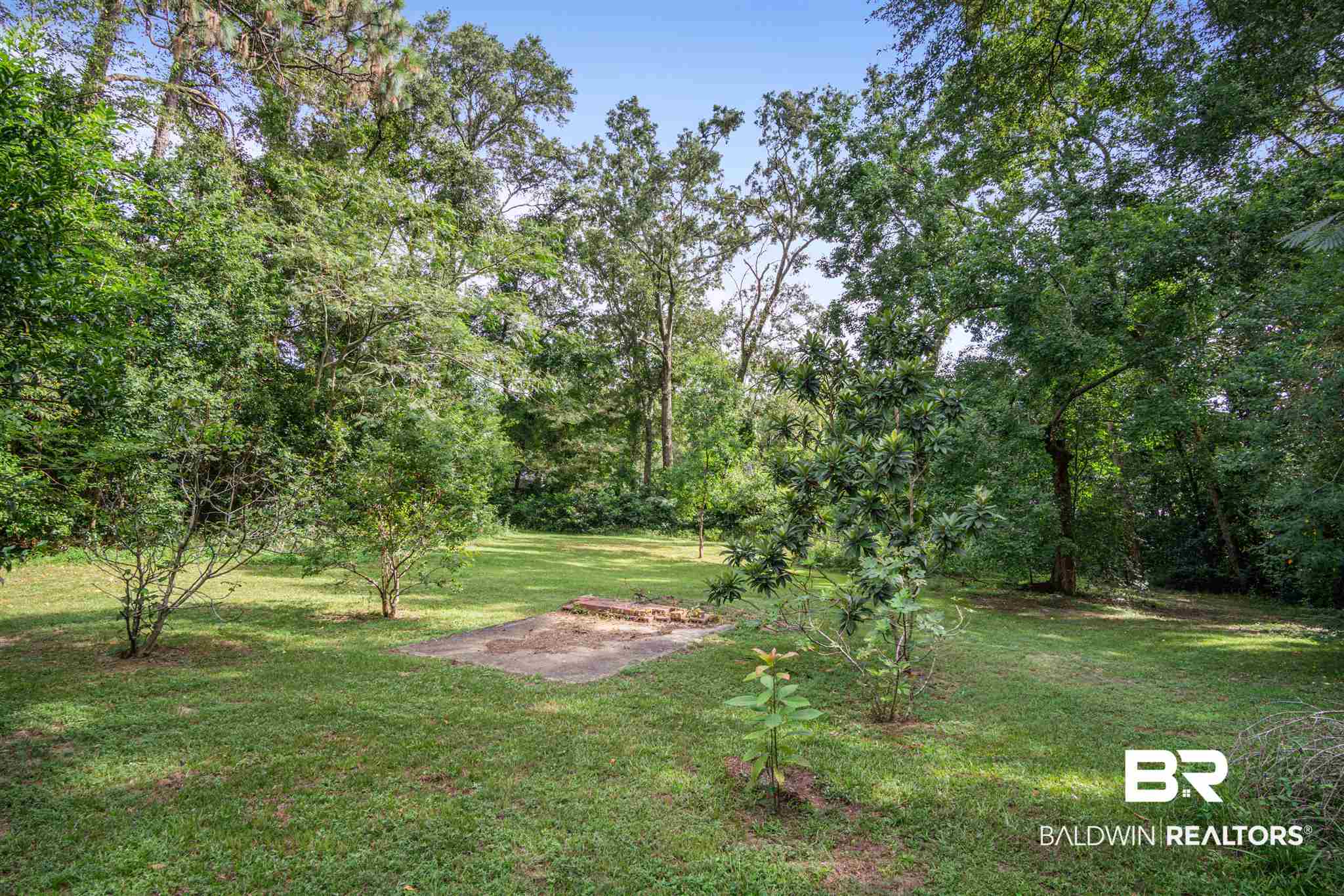 426 Laborde Drive Mobile, AL 36609 - Photo 23 of 25