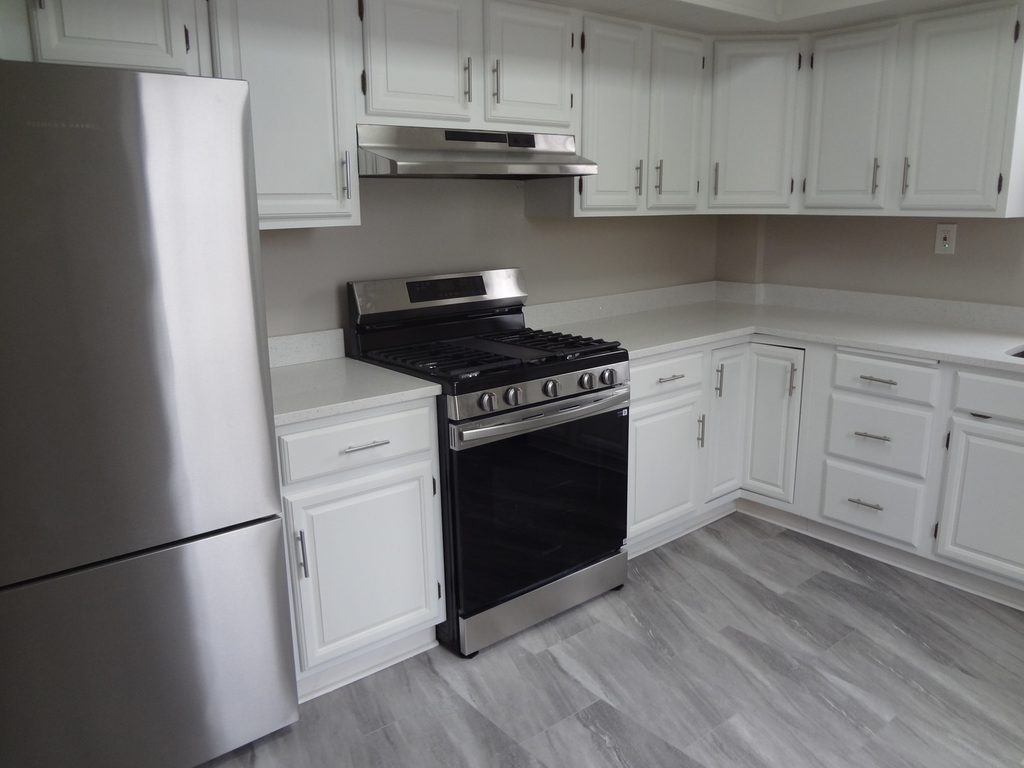 321 Orchard Street Elgin, IL 60123 - Photo 15 of 50