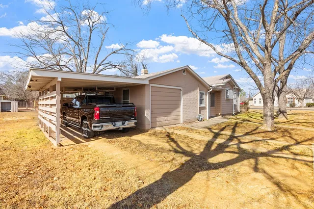 $399,000 | 811 Franklin Street, Fredericksburg, TX 78624