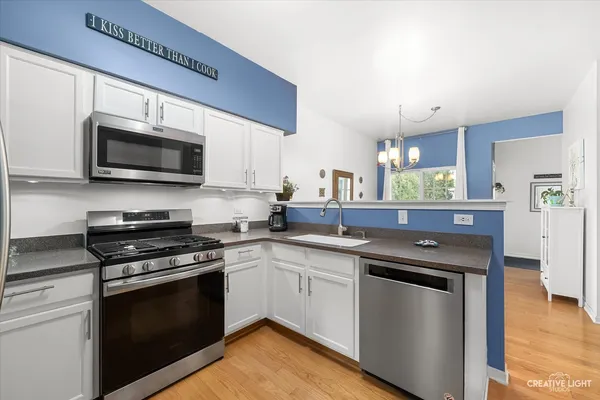 $275,000 | 3239 Heather Glen Drive, Unit 3239, Aurora, IL 60504