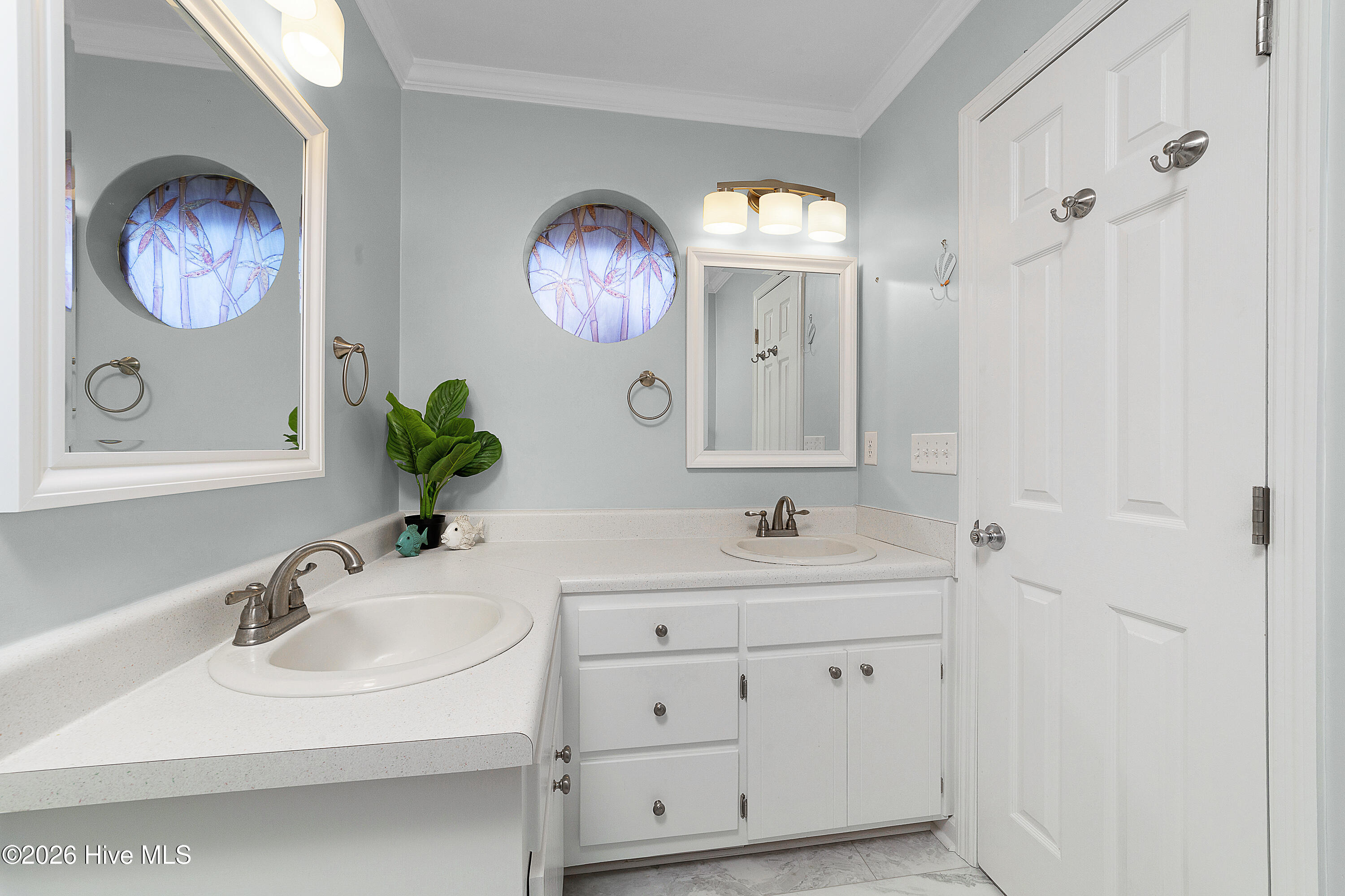 104 Outrigger Road New Bern, NC 28562 - Photo 13 of 41 Owners Bathroom