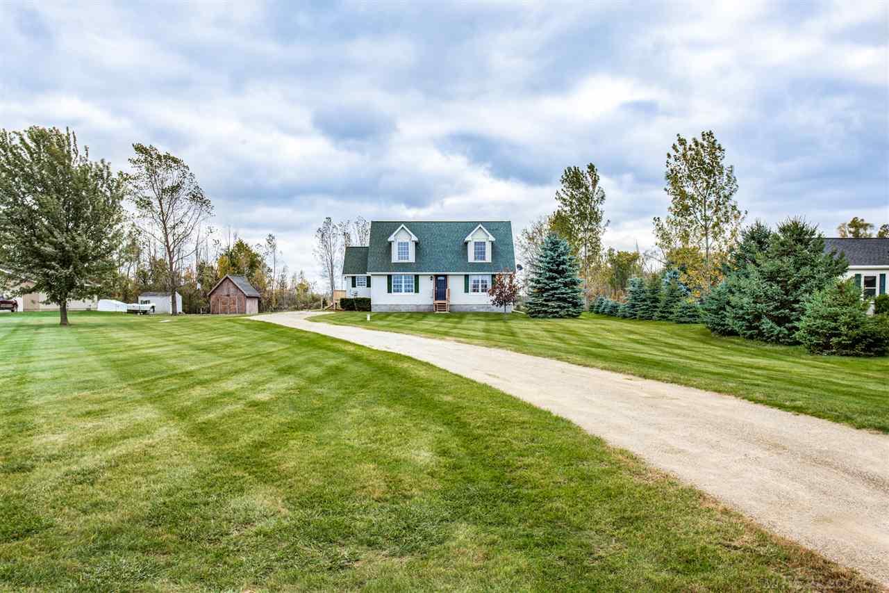 5596 Aitken Road Croswell, MI 48422 - Photo 2 of 33