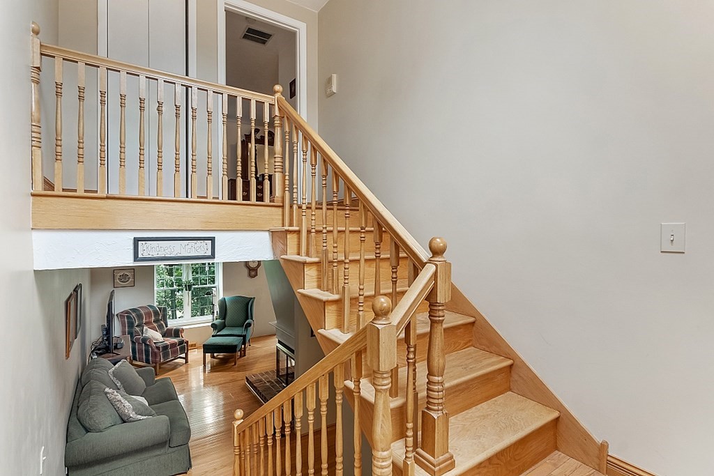 208 Ridgefield Circle, Unit C Clinton, MA 01510 - Photo 17 of 33 Gallery Image 17