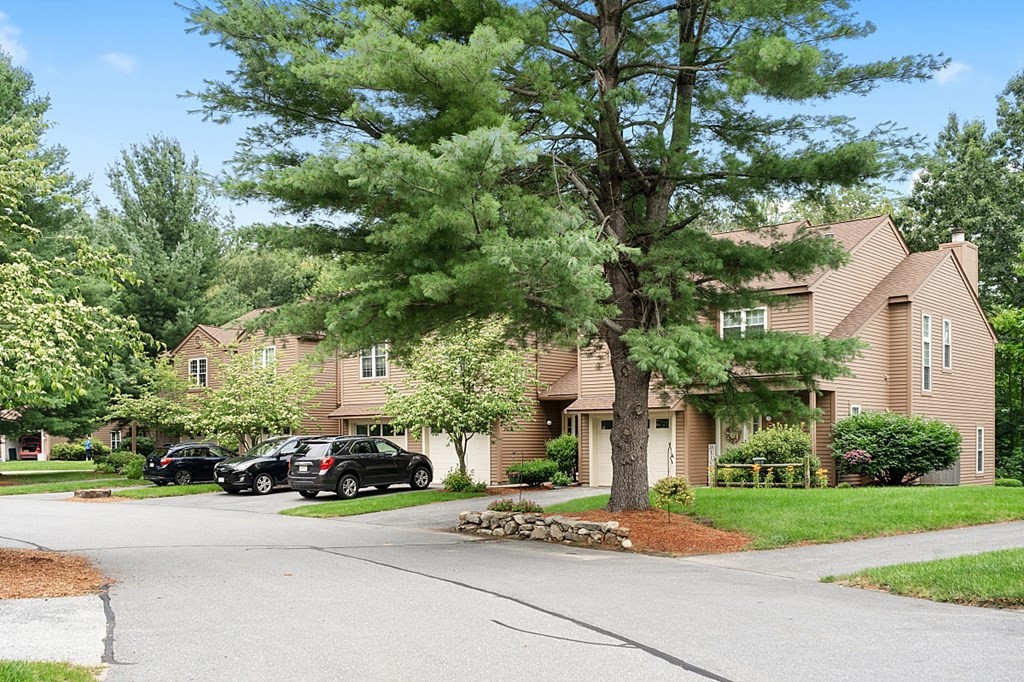 208 Ridgefield Circle, Unit C Clinton, MA 01510 - Photo 26 of 33 Gallery Image 26