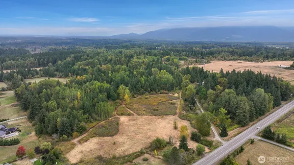 $799,000 | 2200 East Smith Road, Bellingham, WA 98226