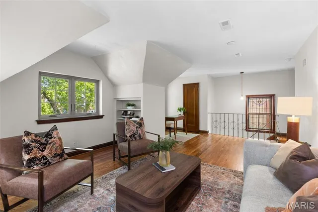 $619,900 | 6210 Walsh Street, St. Louis, MO 63109