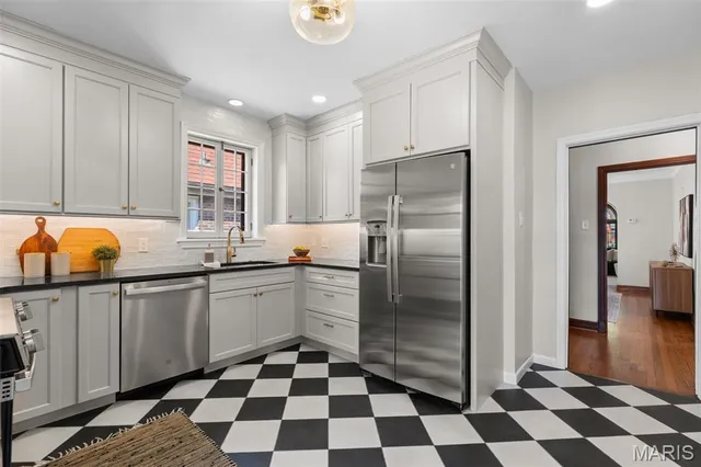 $619,900 | 6210 Walsh Street, St. Louis, MO 63109