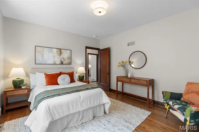 $619,900 | 6210 Walsh Street, St. Louis, MO 63109