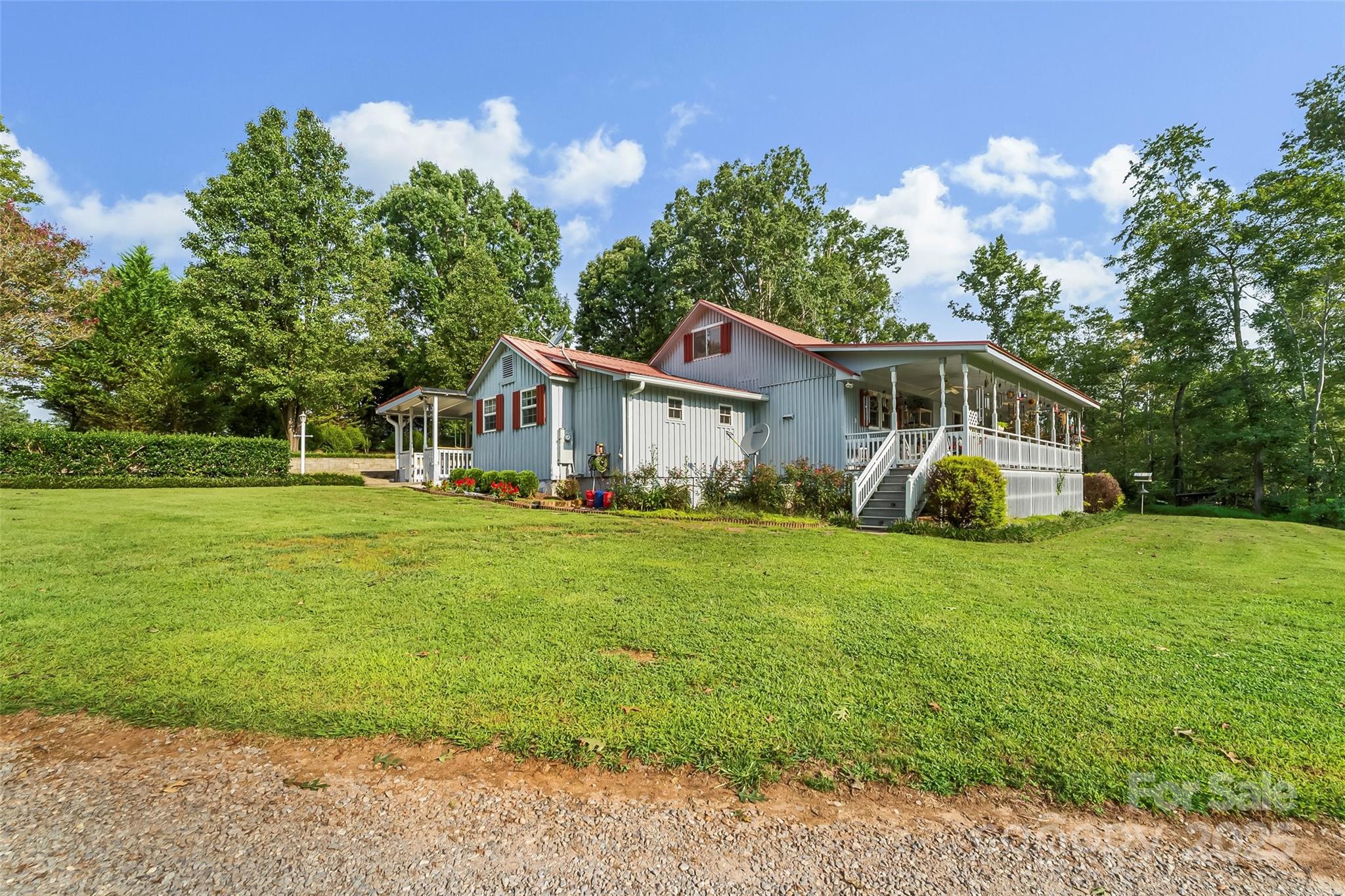107 Zebell Road Nebo, NC 28761 - Photo 4 of 40 Gallery Image 4