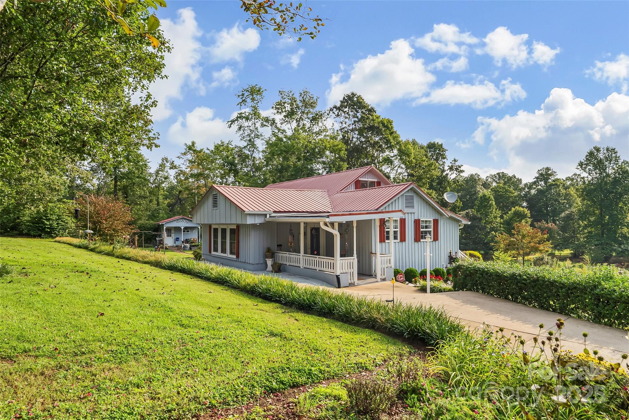 107 Zebell Road Nebo, NC 28761 - Photo 6 of 40 Gallery Image 6